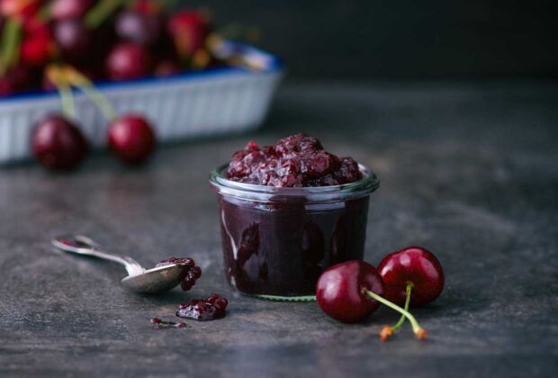 Kirschmarmelade: einfaches Rezept mit Schoko-Note | Zuhausewohnen